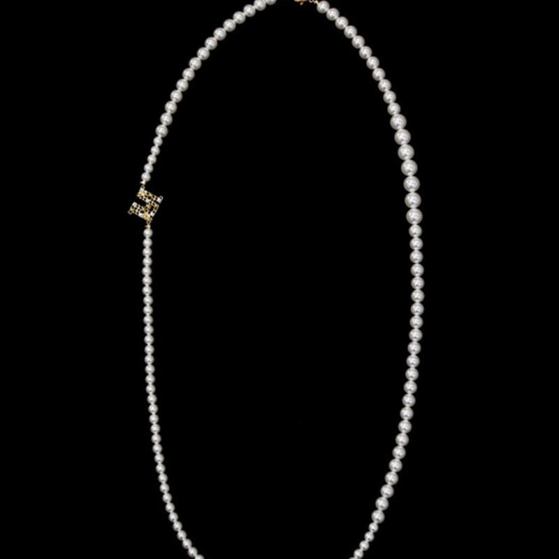 Mare di mari Signature M Logo Pearl Long Necklace White