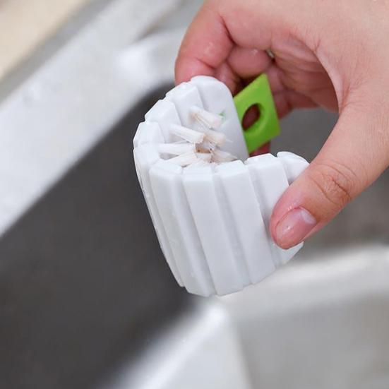 Carrot-Shaped Cleaning Brush for Vegetables Fruits Flexible Bristles Non-scratch Scrubbing Brush for Stain Removal Multi-Section Joint Design