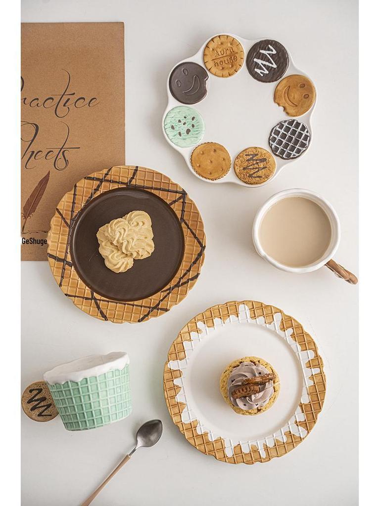 Милая керамическая кружка в корейском стиле и серия печенья Набор столовой посуды: Кофейная чашка, Завтрачные и обеденные тарелки, Десертная тарелка