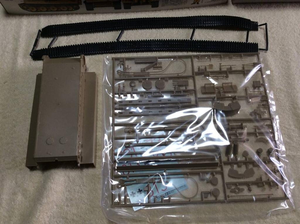 It German Heavy Tank Tiger Early Production Type Tamiya [Buy Now] I, (African Specification) 1/35 [Unassembled]