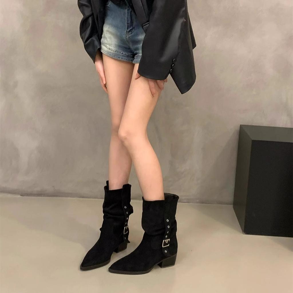 Женские ботильоны Мартин на высоком каблуке, замшевые, с острым носком, узкие, осенне-зимние 2025, в стиле вестерн, ковбойские, средней высоты, на подкладке, короткие