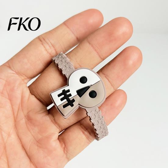Black Cat Wrist Straps 8 Pcs Halloween Bracelets, Adjustable Soft PVC for Kids Adults, Flexible Wristbands Cartoon Pumpkin Witch Trick or Treat