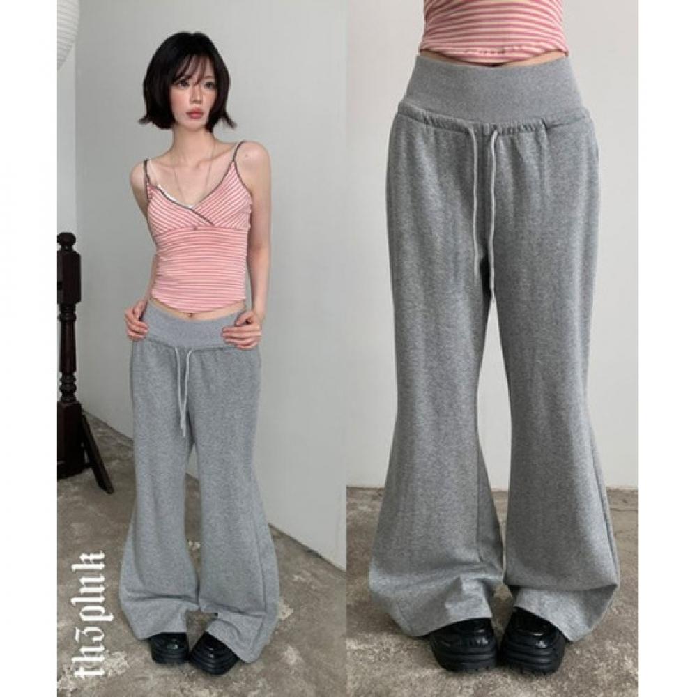The Pink Training Bootcut Pants