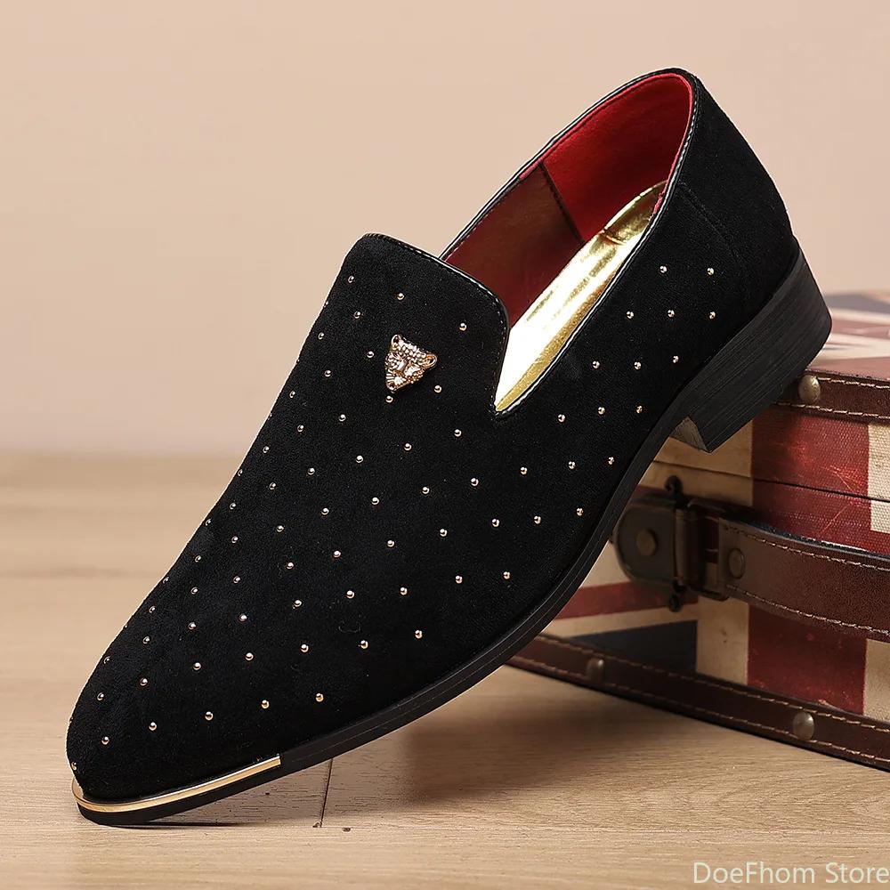Обувь больших размеров для мужчин Повседневная обувь из замши и кожи Туфли с острым носком и маленькими заклепками Туфли-лодочки Уличные трендовые туфли-лоферы