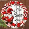 Valentine's Day Wooden Sign with Gnome Pattern - Romantic Round Ornament for Front Door, Wall Hanging Decor - Ideal Gift for Couple