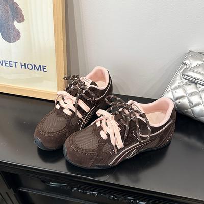 Женская обувь – Кроссовки