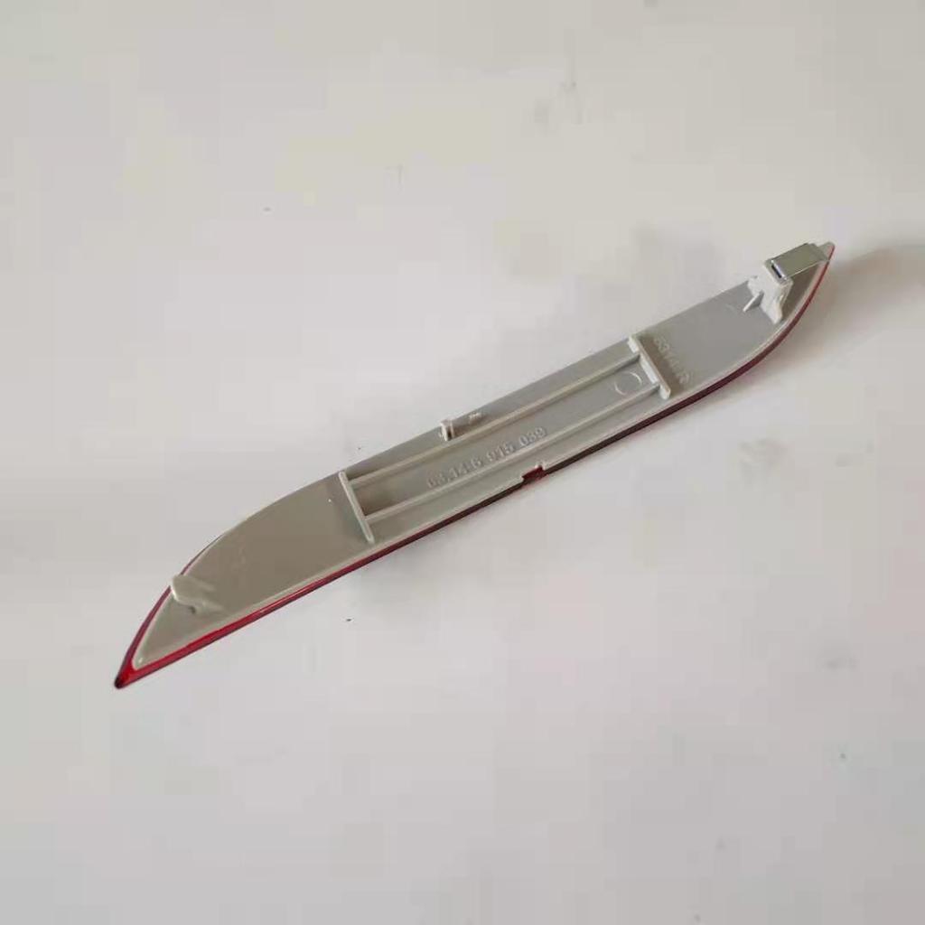 Светоотражающая предупреждающая полоса BMW E60 (Номер детали #63146915039/63146915040)