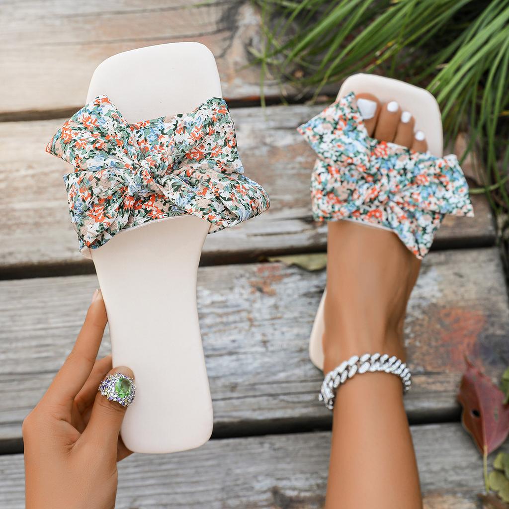 Fashion Soft Ethnic Style Floral Slippers 2025 Women Non-Slip Bowknot Slides Sandals Beachwear Shoes Open Toe Flat Slippers Women