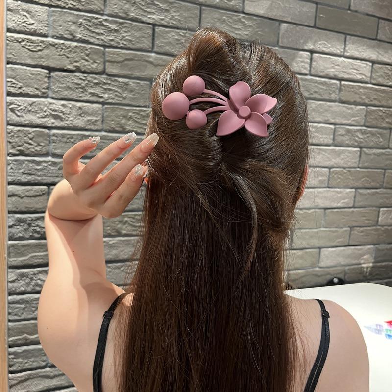 1PC Flower Fruit Hairpin Female Korean Version of High-end Ponytail Duckbill Clip Fashion Temperament Matte Hairpin Hair Accessories