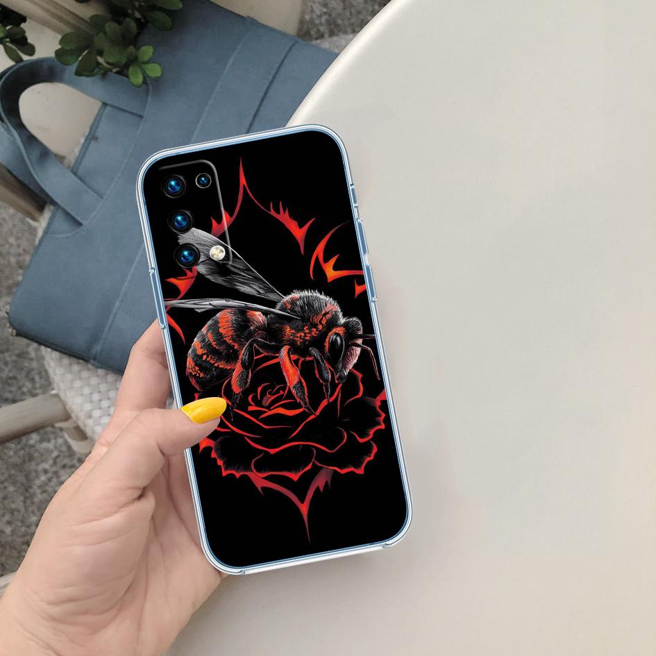 QT8 Арт Пчелы Мультяшный Чехол для Телефона для Motorola Moto G14 G31 G32 G34 G73 G71 G72 G24 G84 G85 G62 E32 E22S G7 E7 Play Plus Power