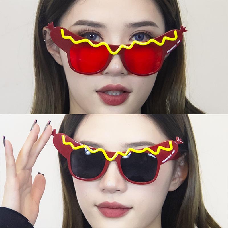 Hot Dog Shaped Party Glasses - Creative Photo Booth Props for Fun Food Festivals
