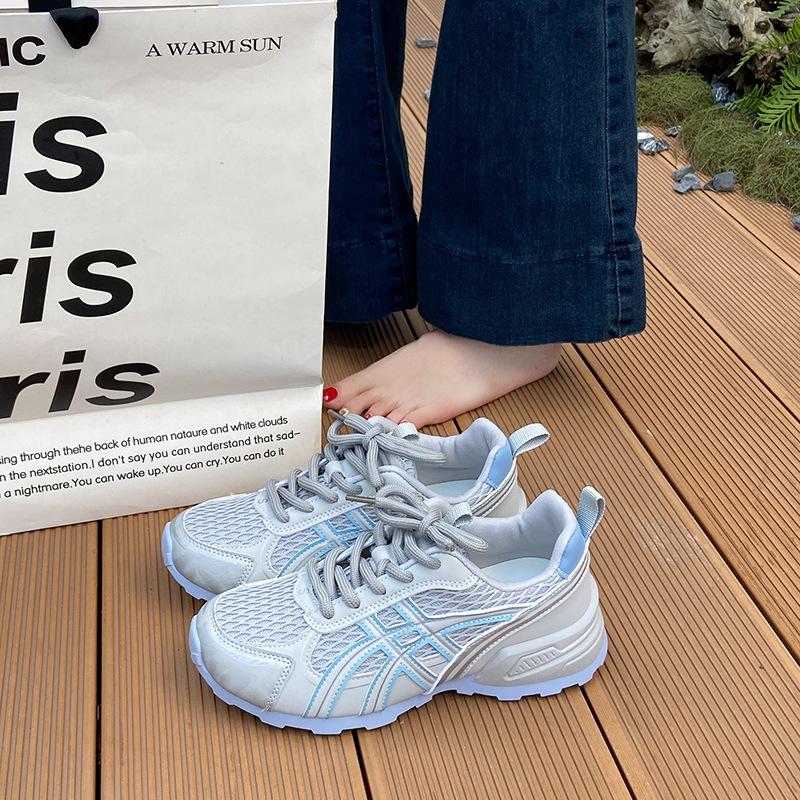 2025 осень новые универсальные кроссовки на толстой подошве с увеличением роста, женская обувь для активного отдыха и хайкинга, сетчатые вентилируемые спортивные кроссовки для девочек