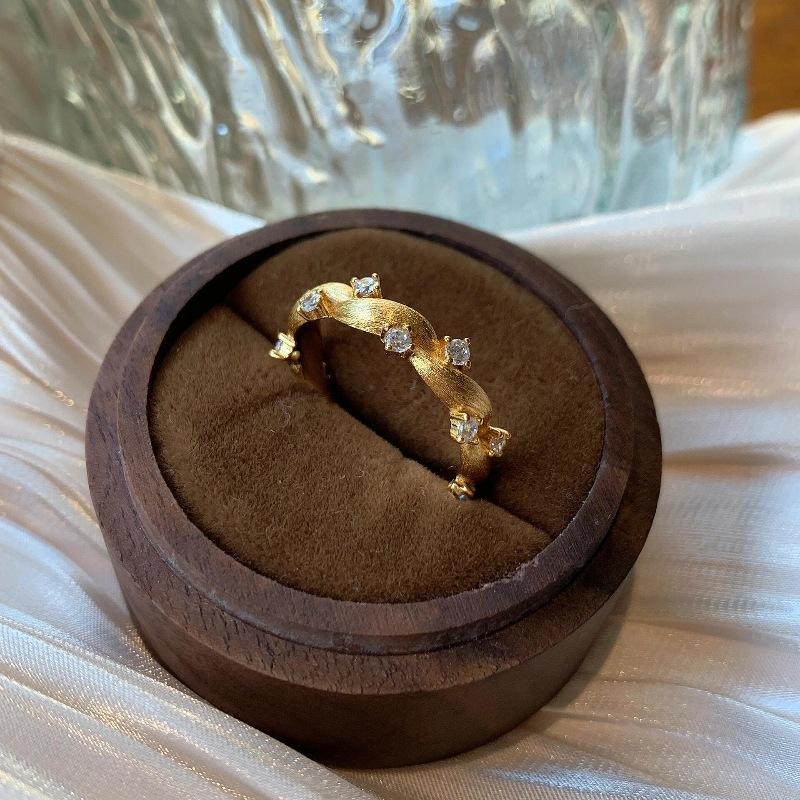 Легкая роскошь   растительная серия инкрустированные бриллианты Волочение проволоки Плетеный дизайн Кольца в виде лозы для женщин ретро свадебные изящные ювелирные изделия