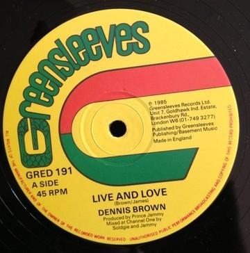 12-дюймовая пластинка DENNIS BROWN - Live And Love / They Fight I GRED191 Greensleeves Re 1985 UK Регги, Ска и Даб Б/У