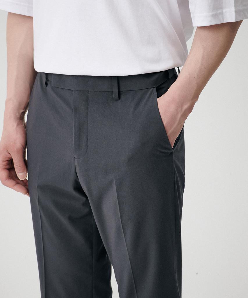 MUSINSA STANDARD [Cooltandard] Relaxed Tapered Hidden Banding Crop Slacks [Gray]