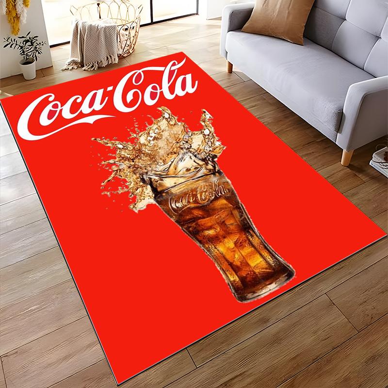 """Красная дорожка с логотипом Coca-Cola и дизайном брызг напитка" Подходит для использования в качестве противоскользящего покрытия для диванов в гостиной и спальне"""