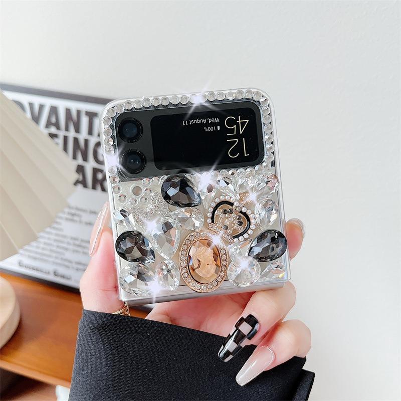 Retro Pearl Queen Portrait Phone Case For Samsung Galaxy Z Flip 6 5 4 3 Colorful Diamond Rhinestone Crystal Crown Clear PC Cover