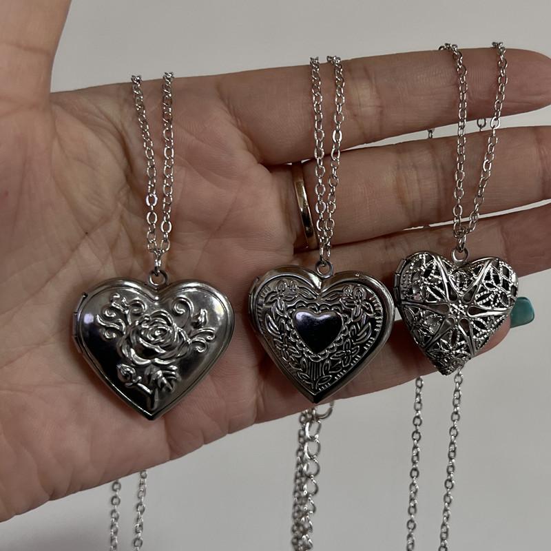Heart Photo Frame Pendant Necklace Love Heart Charms Floating Locket Necklaces Women Men Fashion Memorial Jewelry