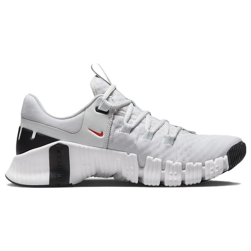 (WMNS) Nike Free Metcon 5 'Photon Dust Picante Red' Women's DV3950-002