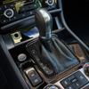 Наклейка на нижнюю часть центральной автоматической ручки переключения передач из углеродного волокна для VW Touareg 11-18