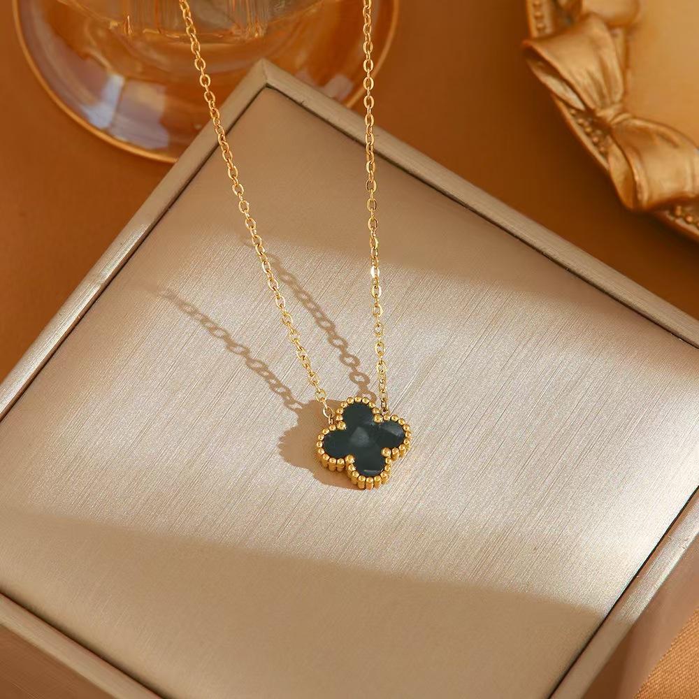 Ladies' Titanium Steel Colorful Lucky Clover Necklace Non Fading Clavicular Chain