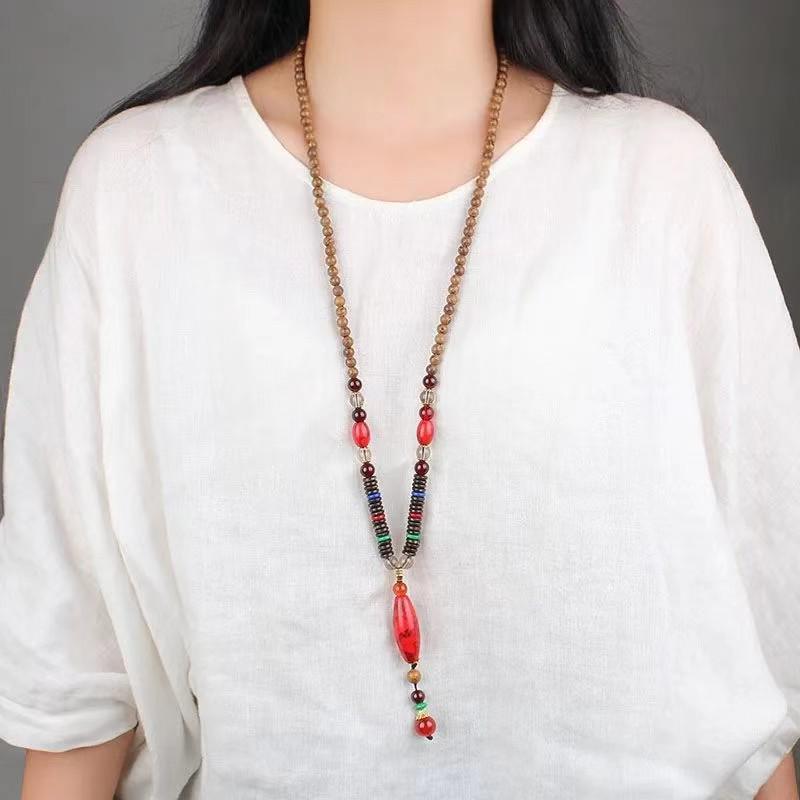 Unisex Tibetan Ethnic Necklace: Versatile, Retro-Style Jewelry with Wooden Accents for Cotton and Linen Outfits