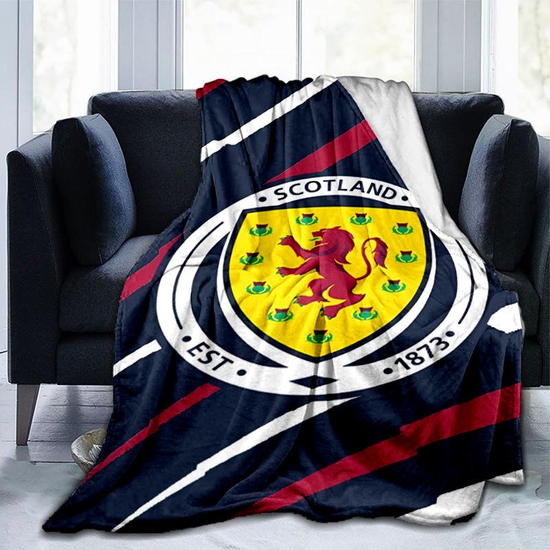 Scotland's Lion Rampant Emblem Blanket Suitable for Sofas, Beds, Offices, And Camping - Perfect Gift for Halloween Christmas