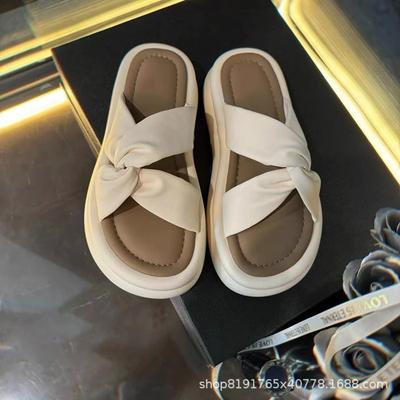 Женская обувь – Сандалии