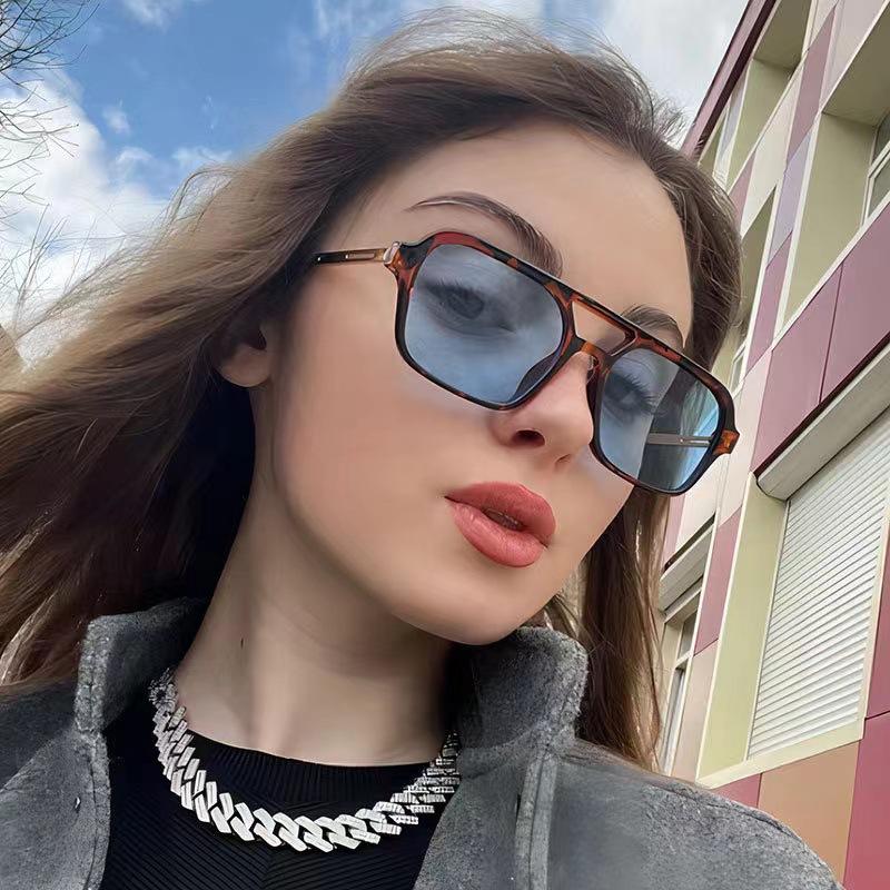 Роскошные винтажные квадратные солнцезащитные очки Мужские Женские Модный бренд Солнцезащитные очки Металлические дужки Конфетные цвета Зеркальные Ретро Дизайнерские Очки