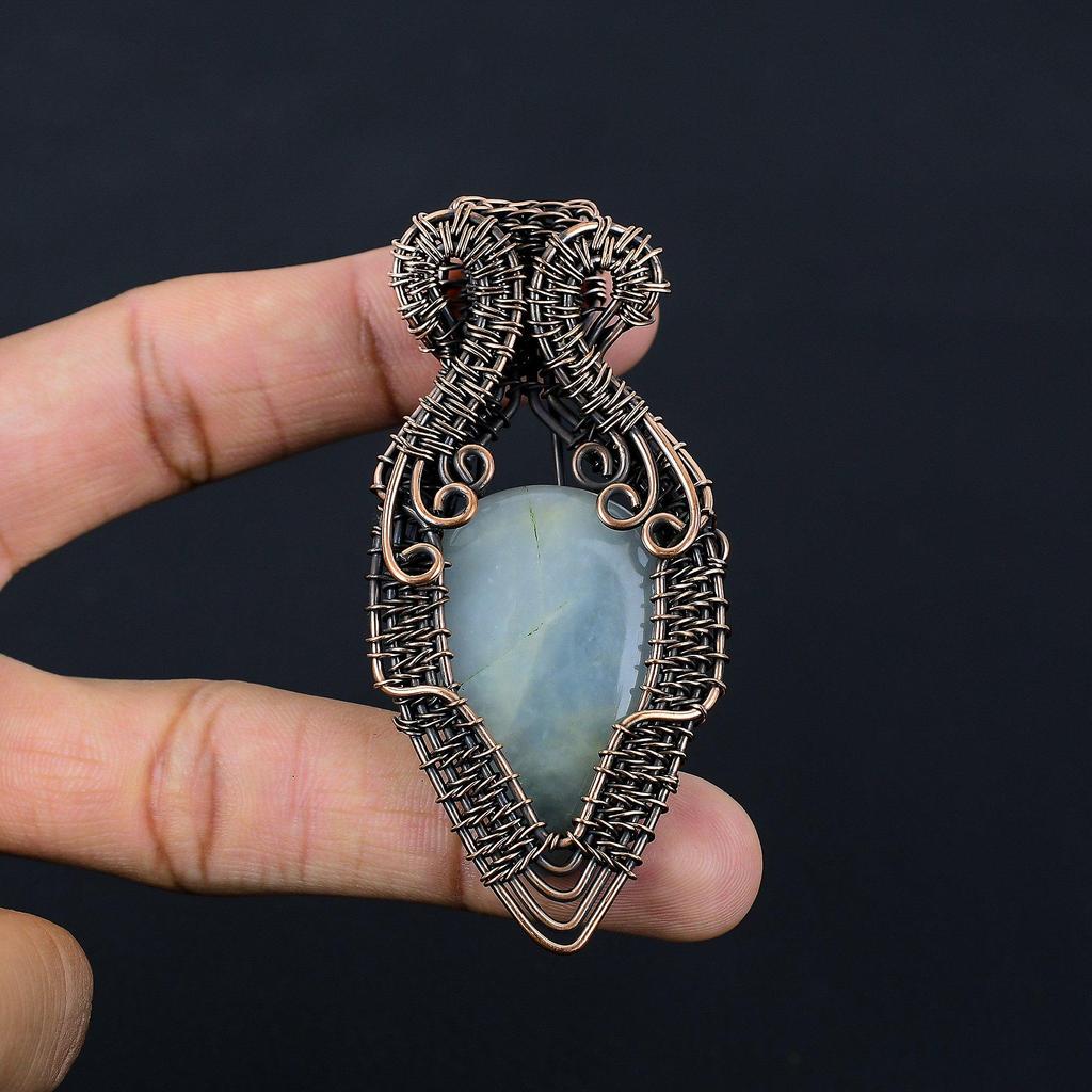 Драгоценный камень аквамарин из чистой медной проволоки, завернутый в подвеску ручной работы, ювелирное изделие для новогоднего подарка