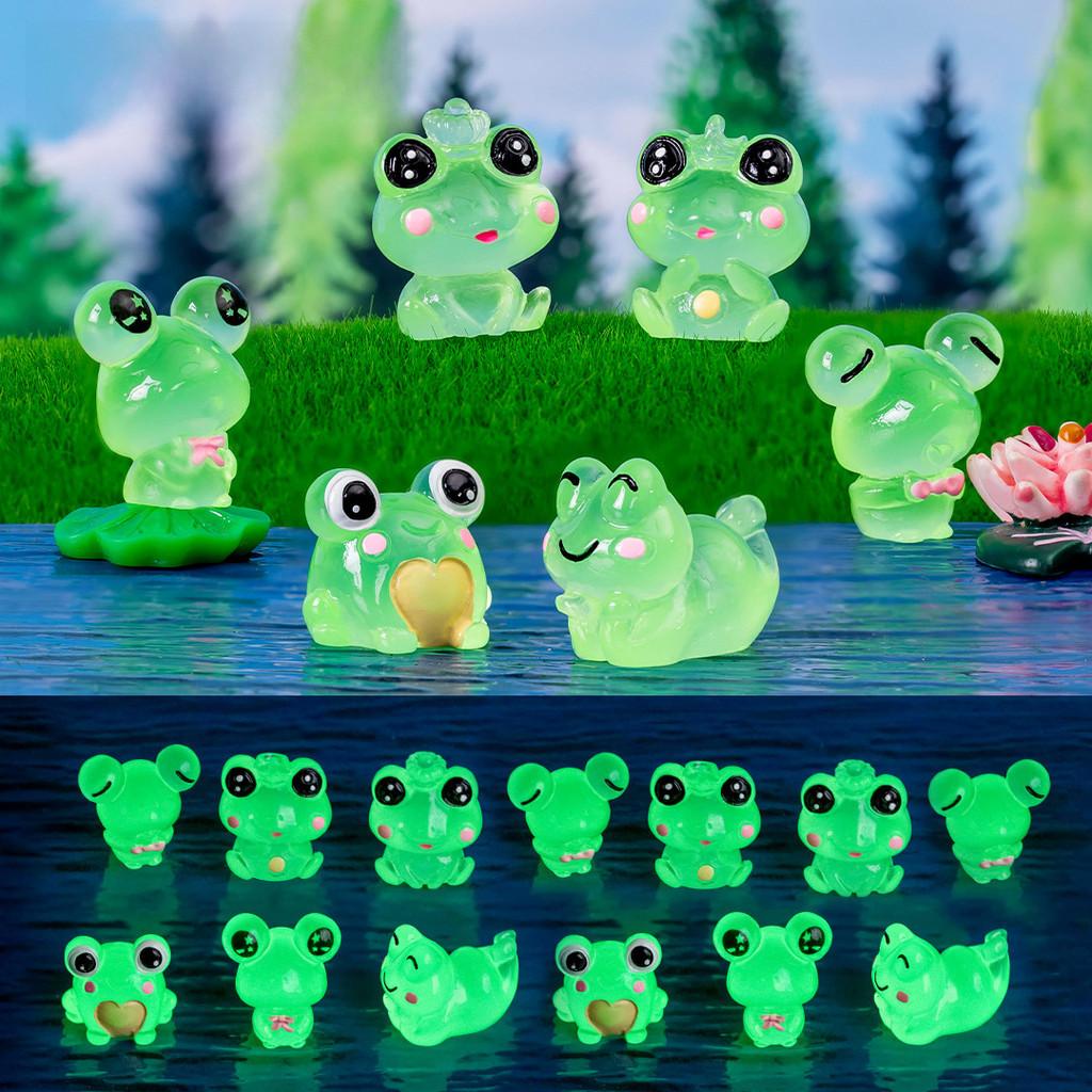 Creative Glow In The Dark Frog Ornaments Resin Craft Animals For Desk Car