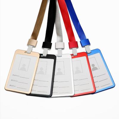 Бейдж на шнуровке