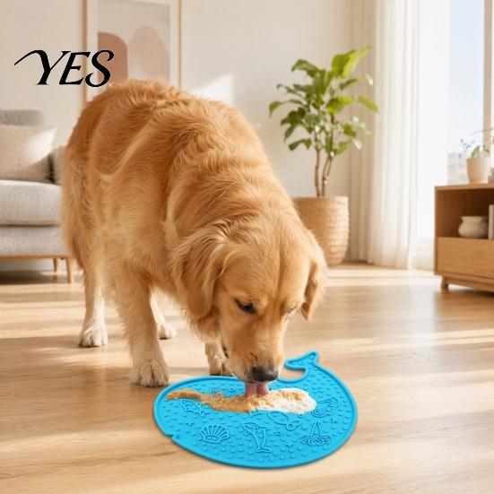 Dog Slow Feeder Pet Food Mat with Suction Cups, Whale Shape Feeding for Prevent Choking Anxiety Relief, Non-Slip Silicone Lick Dogs And Cats Cup