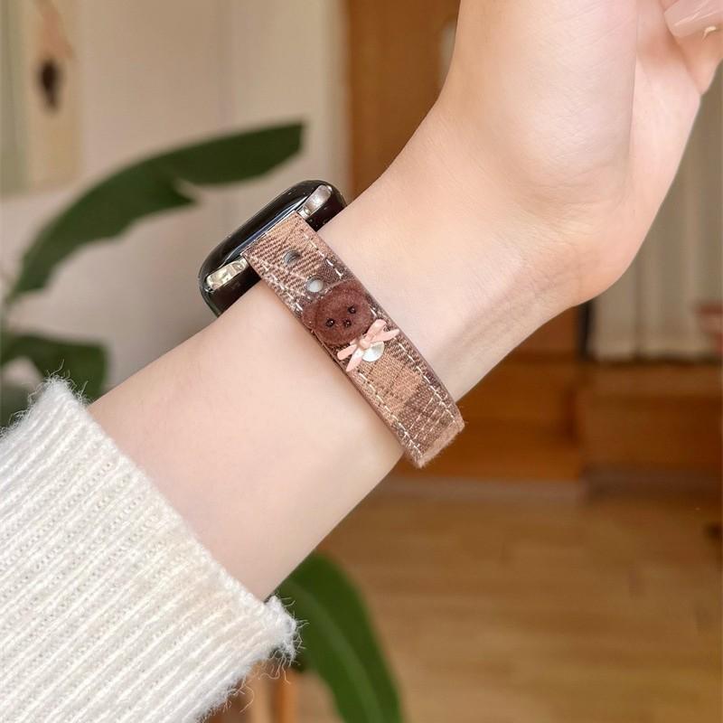 Suitable for Apple s11/10 watch iwatch9876 strap Huawei GT5PRO plaid bear nail buckle Xiaomi