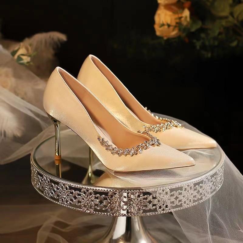 Шампань нюдовые туфли на высоком каблуке женские весна и осень новая тонкий каблук острый носок французский темперамент стразы одинарные туфли туфли для подружки невесты свадебные туфли