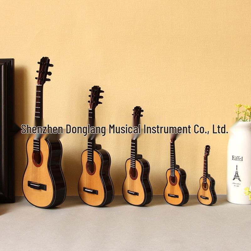 Миниатюрная фигурка классической гитары с вырезом - Народный кукольный инструмент для подарков на дни рождения, выпускные или Рождество для взрослых