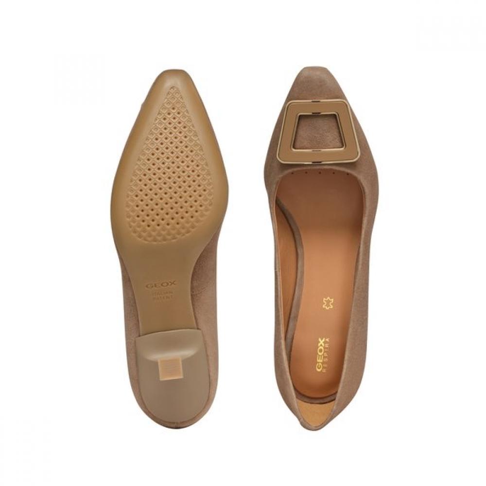 Geox Women S ComfoRt Point dReSS ShoeS Beige giSelda R 8gxmhc4f8R