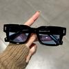 Retro Small Rectangle Punk Sunglasses for Women Fashion Vintage Men Traveling Ins Brand Design Trends Shades Eyewear