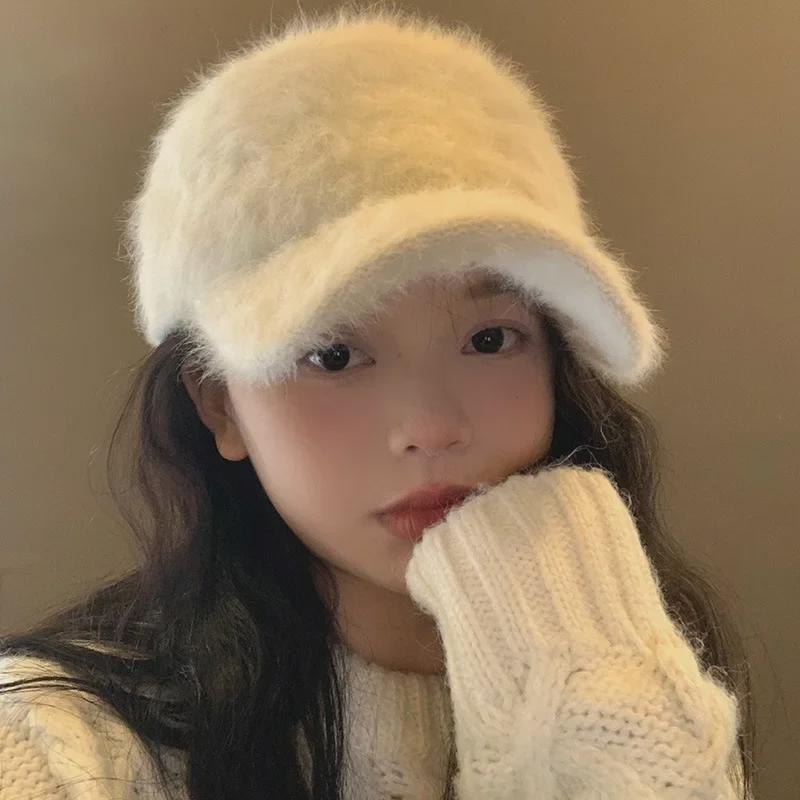 Женская бейсболка из меха кролика в корейском стиле - теплая, мягкая зимняя шапка для большой окружности головы, стройнящий белый дизайн