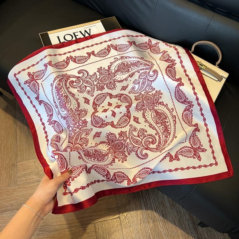 Spring and summer square scarf Korean version of women's scarf decorative binding wrist exquisite foreign style neck protection windproof headscarf