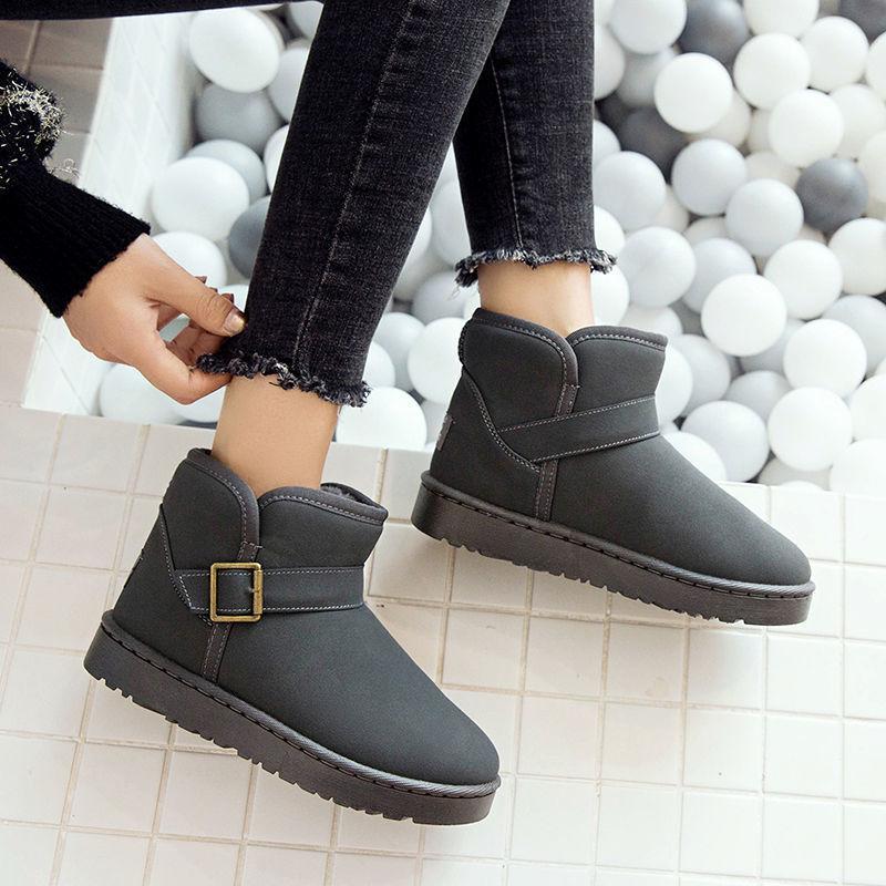 Snow boots women's thickened winter new fashion short tube versatile velvet bread shoes student short boots winter cotton shoes