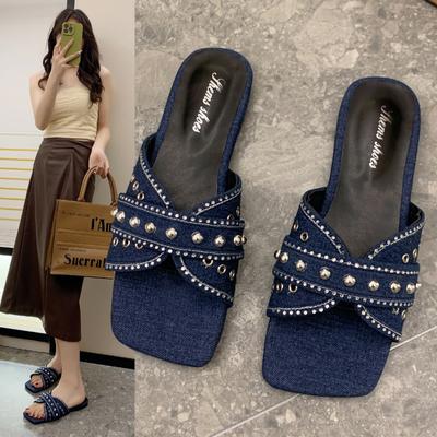 Модные женские тапочки 2024 Летние сандалии на плоской подошве Модные повседневные женские тапочки со стразами и пряжкой Сандалии