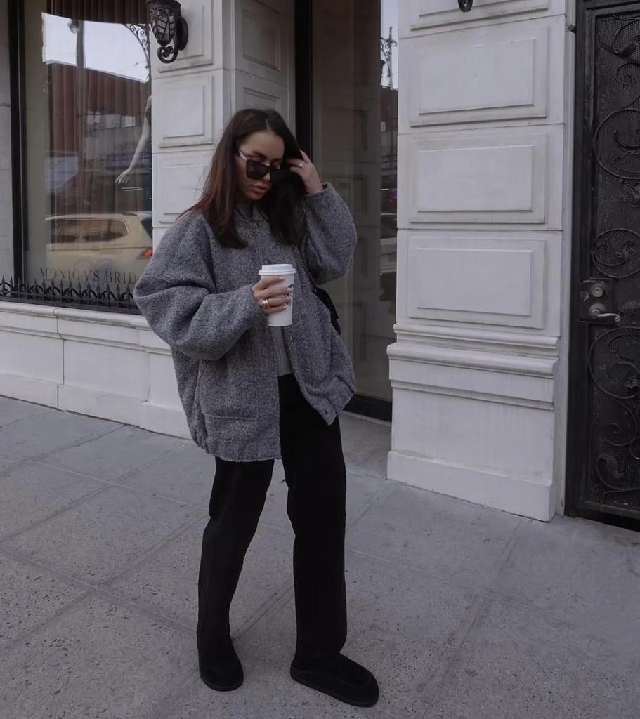 Женское осенне-зимнее однотонное пальто с воротником-стойкой и длинными рукавами, с двумя большими накладными карманами