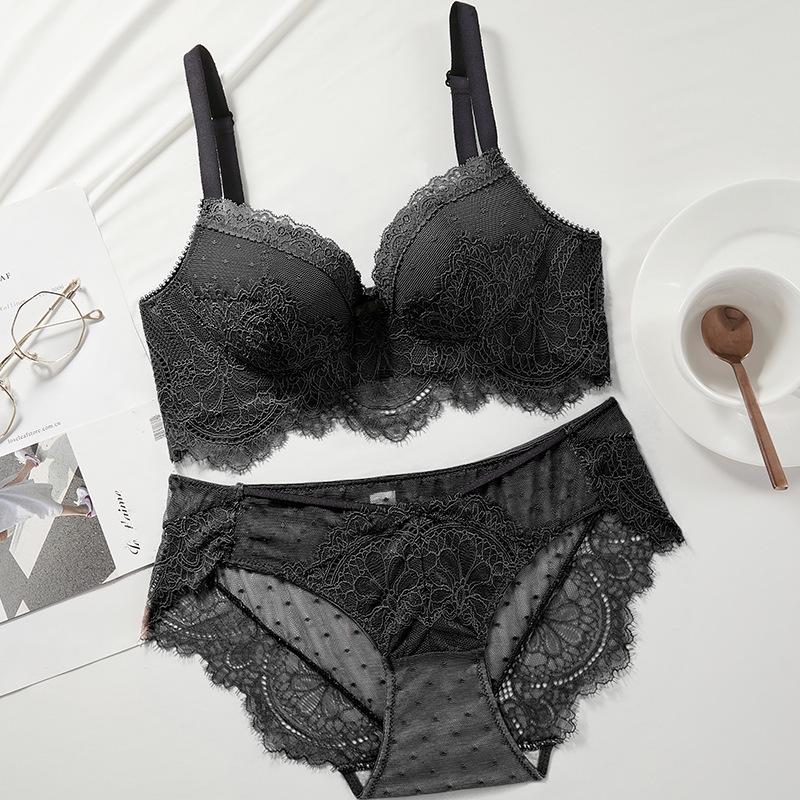 Комплект бюстгальтера пуш-ап для женщин с плоской грудью: Бесшовный, Регулируемый, Боковая поддержка, Предотвращающий провисание, Сексуальный дизайн.