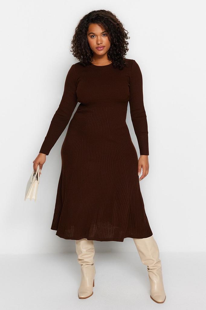 Women's Style Plus Size Brown Crew Neck Midi Knitwear Dress