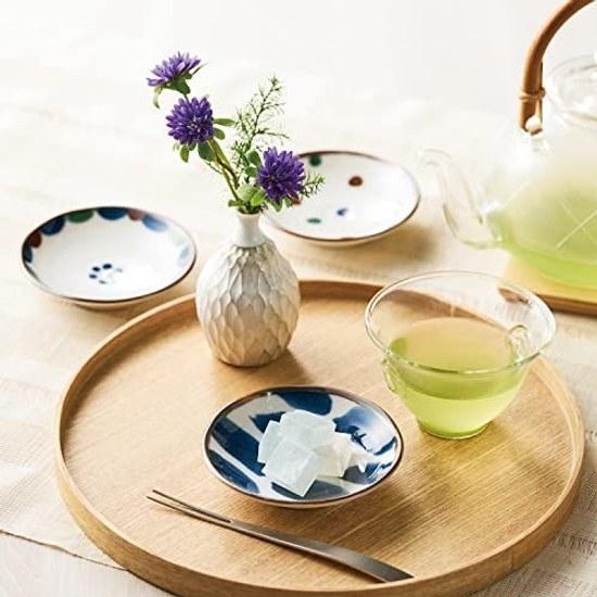 Dolce Duo small plates bean tableware gift (stylish Okinawan pattern) soy sauce dishes Yachimun Mino ware set 8 (in wooden box) DAM-349