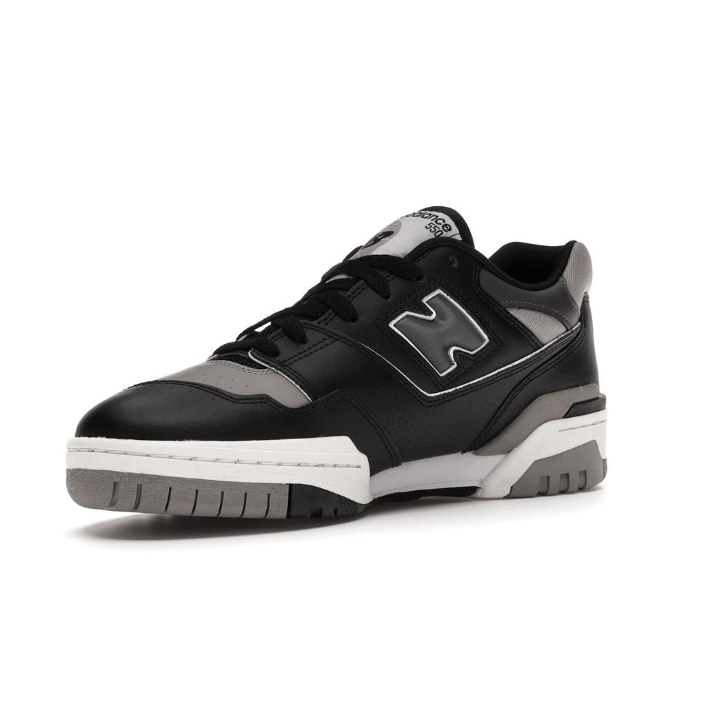 New Balance Кроссовки унисекс 550 серо-черные BB550SR1