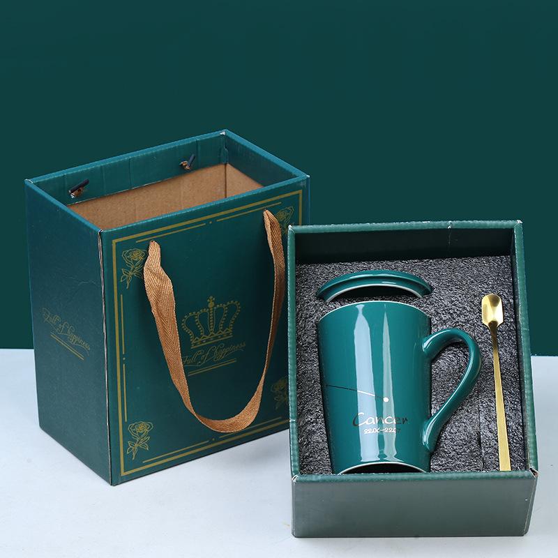 Керамическая кофейная кружка, набор посуды «Созвездие» с крышкой, золотая ложка, креативные чашки со знаком зодиака, подарки на день рождения для мужчин и женщин