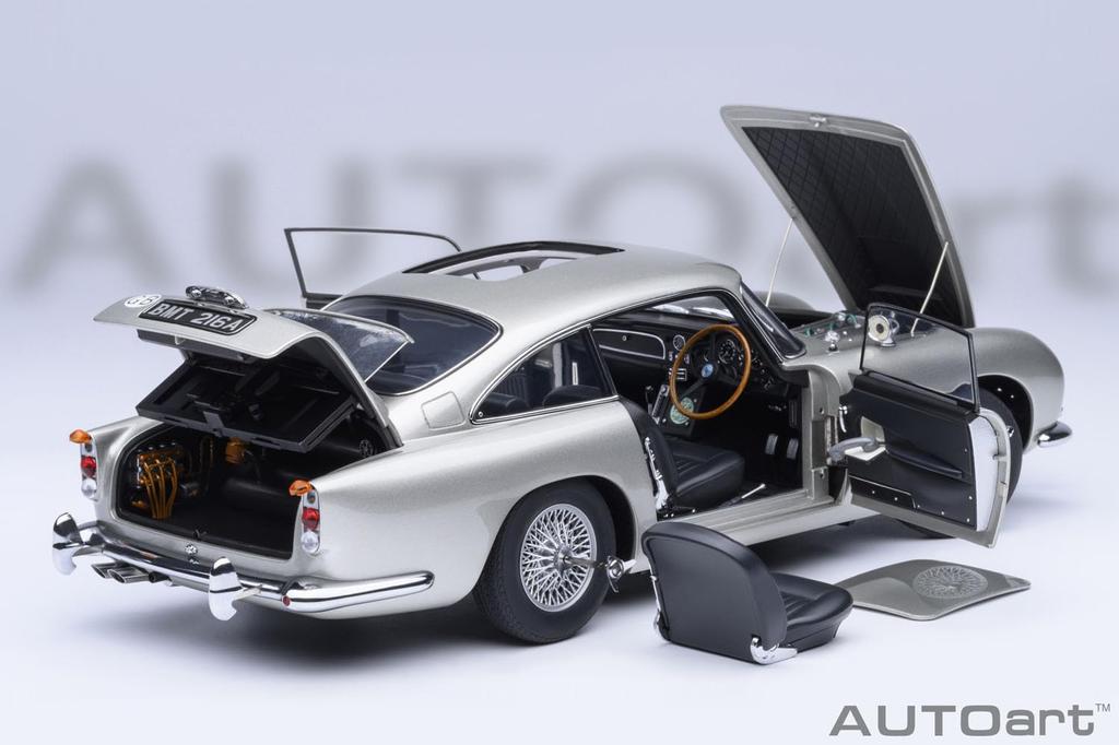 AUTOart Aston Martin DB5 Bond Car Complete Product 70296 1/18 "007/Goldfinger"