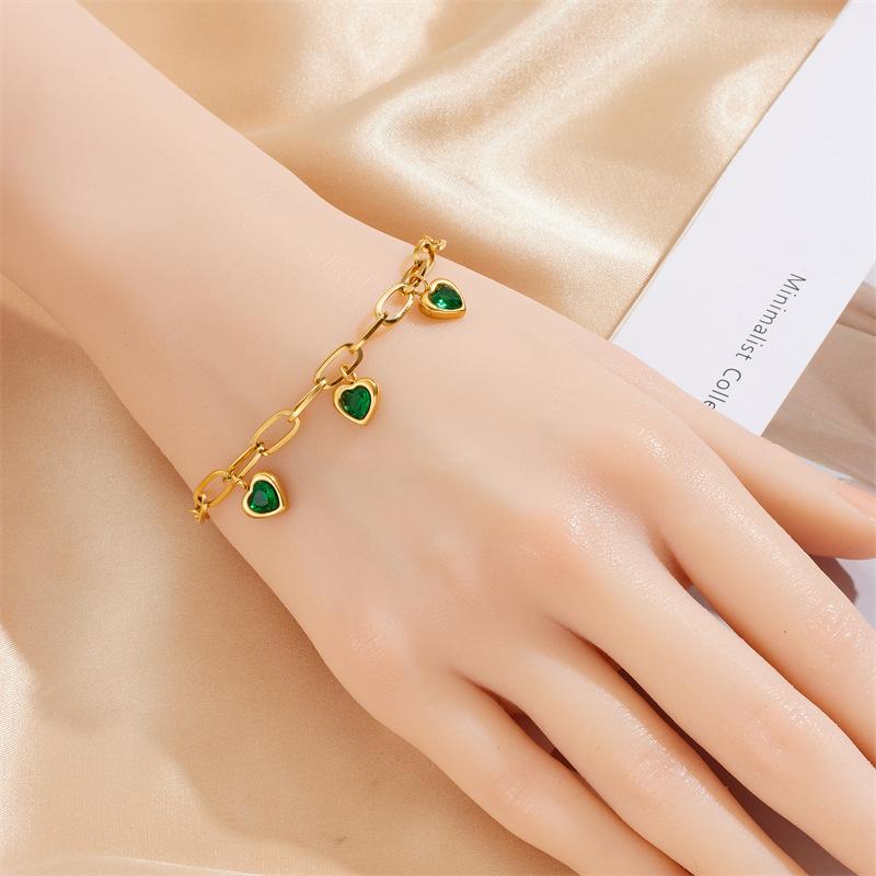 Retro Minimalist Heart Pendant Bracelet with Colorful Fashion Gemstone and Titanium Steel Chain Versatile Accessory